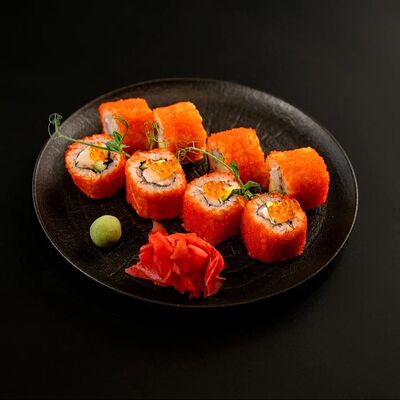 Ролл Калифорния лосось в Oji по цене 590 ₽