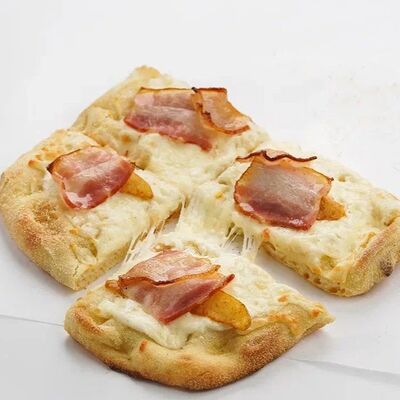 Пицца Картофель-бекон в Pizzatta по цене 325 ₽