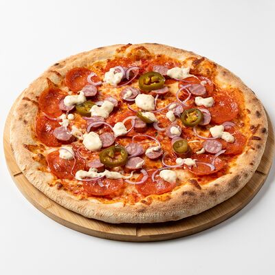 Пицца с охотничьими колбасками и горчичным соусом в Кафе МилАриЯ по цене 1235 ₽