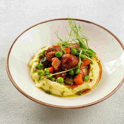 Митболы из кролика в Демиглас с овощами и пюре в Pitnica по цене 570 ₽