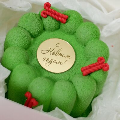 Муссовый новогодний бенто Новогодняя игрушка в Co'Zona по цене 2850 ₽