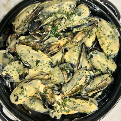 Мидии в тайском соусе карри в Фитнес меню по цене 1250 ₽