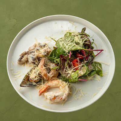 Салат с морепродуктами в Шашлычара по цене 775 ₽