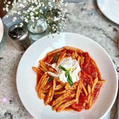 Помодоро со страчателлой в Tin по цене 760 ₽