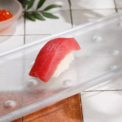 Суши Тунец в ЛарисуВаннуХочу по цене 350