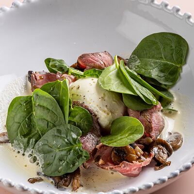 Хашбраун с ростбифом в Avgust13 по цене 990 ₽