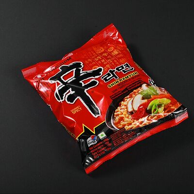 Лапша Шин рамён в Momo Chicken Korean по цене 249 ₽