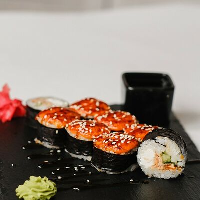 Запеченный с лососем терияки в Панда Бистро по цене 548 ₽