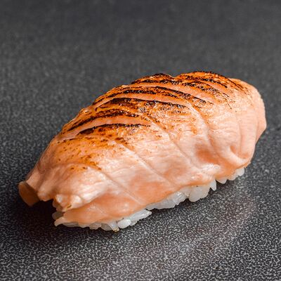 Суши Опаленный лосось в Суши Кото по цене 149 ₽