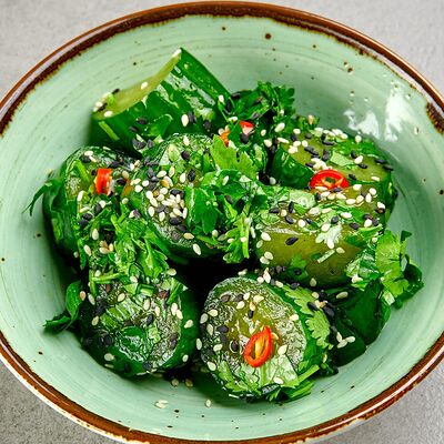 Битые огурцы в азиатском стиле в Pivino по цене 210