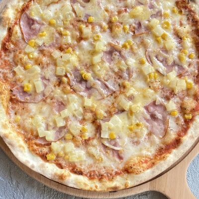 Пицца Гавайская в Максима Пицца по цене 830 ₽