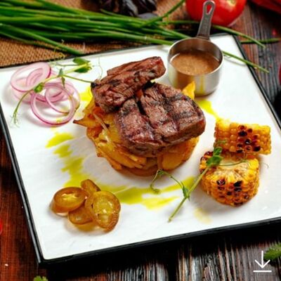 Медальон из говядиныв Антрекот по цене 8700 ₸