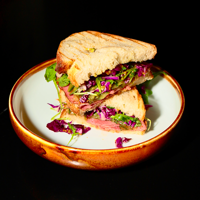 Сендвич с пастрами в Синица по цене 630 ₽