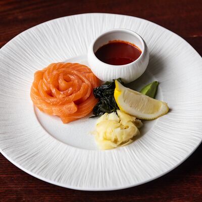 Сашими с лососем в Бульвар по цене 1200 ₽