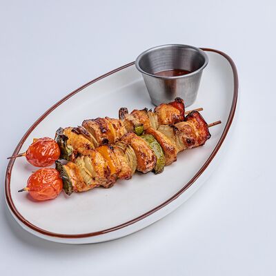 Куриные шашлычки в PINTA Bar & Grill по цене 3490 ₸