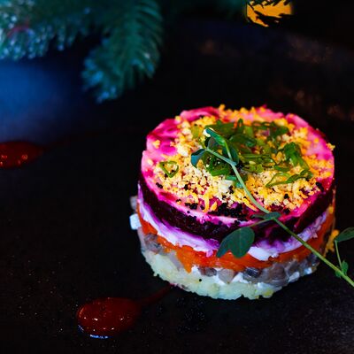 Сельдь под шубой в Bun по цене 490 ₽