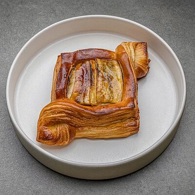 Даниш с Нутеллой и бананом в 321 Club by Novikov по цене 530