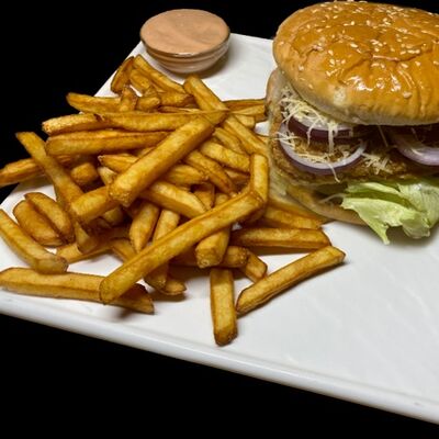 Цезарь бургер в Суши-бар Тунец по цене 590 ₽