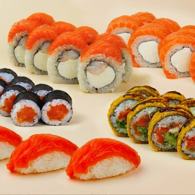 Сет Филадельфия Luxe в Суши Сэгун и роллы по цене 3900 ₽