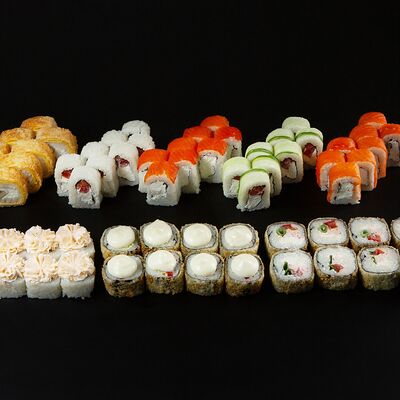 Праздничный сет в Sushi Seven по цене 3599 ₽