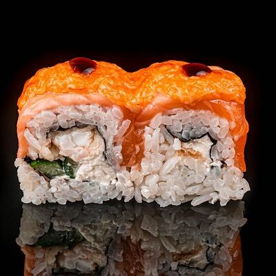 Запечённый ролл Филадельфия в Калифафила по цене 950 ₽