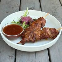 Шашлык из свиной шеи в BBJ Grill & Bar