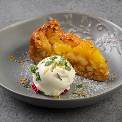 Домашний Яблочный пирог в Пепе Неро по цене 800 ₽