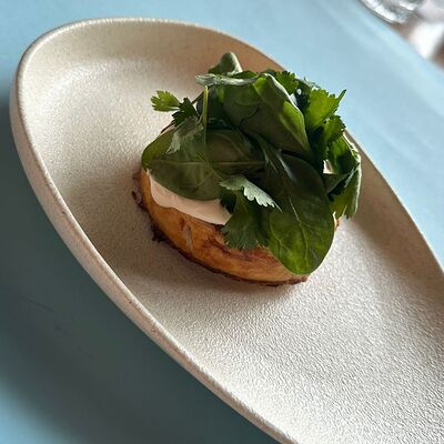 Пирог с кроликом томленным в сметане в Баклажан в ТЦ 