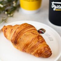 Круассан на сливочном масле в Пекарня Буханка