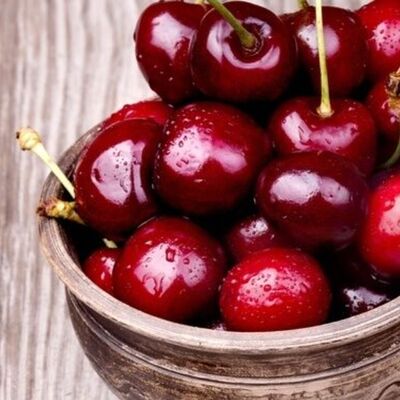 Свежая черешня в Баклажан в ТЦ 