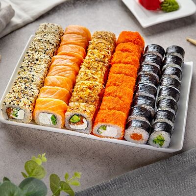 Набор роллов Холодный в Суши-бар Макс Бокс по цене 1920 ₽
