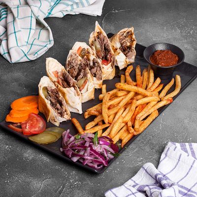 Шаурма куриная по-Арабски в Сирийская шаурма по цене 795 ₽