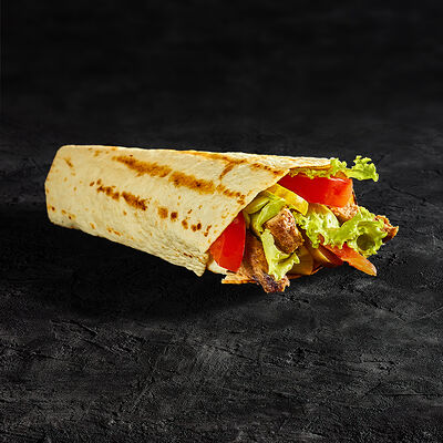 Биф фреш ролл в Burger Club по цене 505 ₽