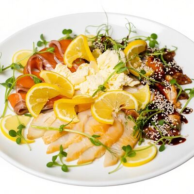 Рыбные деликатесы в PlutuS Resto Club по цене 990 ₽