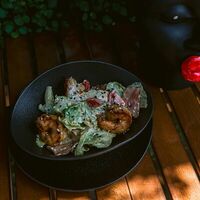 Креветки с беконом в Синий пони