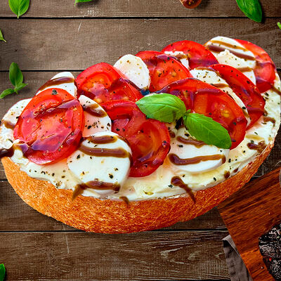 Брускетта Капрезе в Место Про Тесто по цене 280 ₽