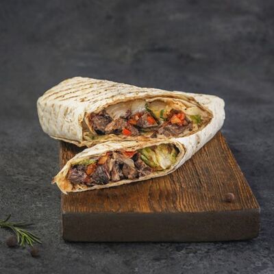 Шаурма с рваной свининой в 7 небо по цене 374 ₽