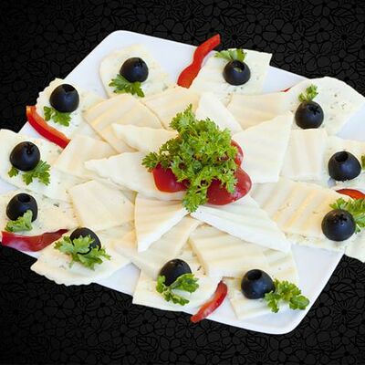 Кавказские сыры в АУ по цене 270 ₽