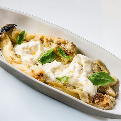 Баклажан со страчателлой в Muse по цене 850 ₽