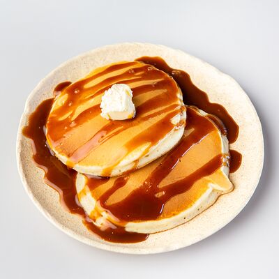 Панкейки с карамелью в Papaya по цене 220 ₽