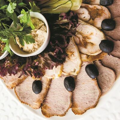 Ассорти из мяса в На речке по цене 940 ₽