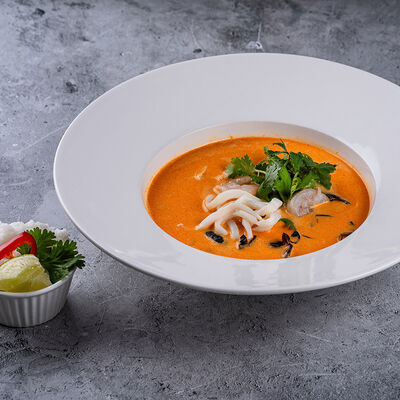 Том-ям с морепродуктами в Мидийное место по цене 840 ₽