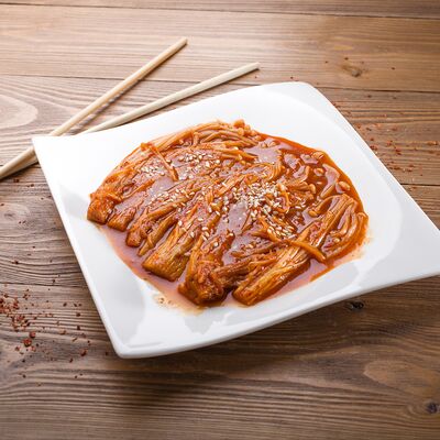 Эноки с острым соусом в KoreaStreet по цене 459 ₽