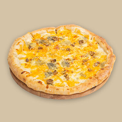 Пицца Четыре сыра в Любим сытно по цене 850 ₽