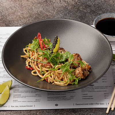 Лапша с овощами и креветками в Tasty box по цене 700