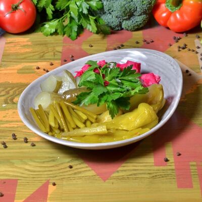 Соленья из домашнего погреба в АйДаБаран по цене 690 ₽