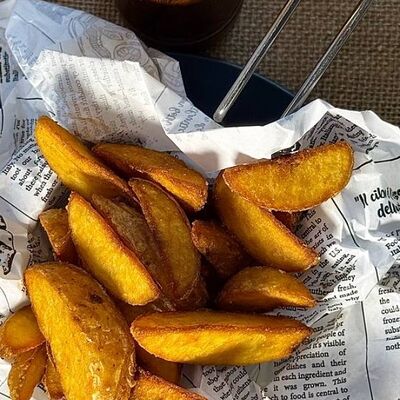 Картофель по-деревенски в Щастьебар по цене 300 ₽