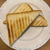 Сэндвич с семгой и сливочным сыром в Изюм