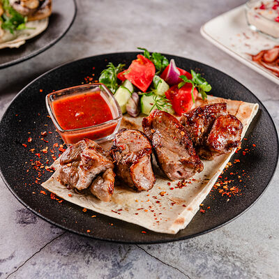 Шашлык из свиной шеи в Биродром и Панчетта по цене 720 ₽