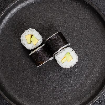 Хосомаки авокадо в Sushi Simple по цене 260 ₽